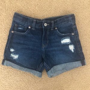 Girls Levi’s shorts